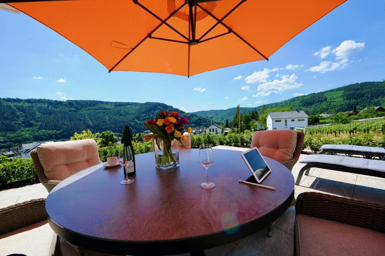 Neu - Premium-Ferienhaus Mosel-Sonne Трабен-Трарбах Екстериор снимка