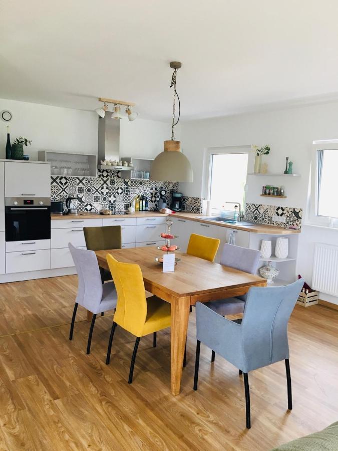 Neu - Premium-Ferienhaus Mosel-Sonne Трабен-Трарбах Екстериор снимка
