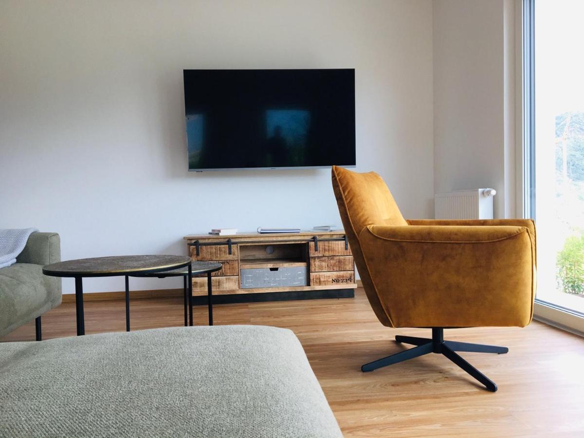 Neu - Premium-Ferienhaus Mosel-Sonne Трабен-Трарбах Екстериор снимка