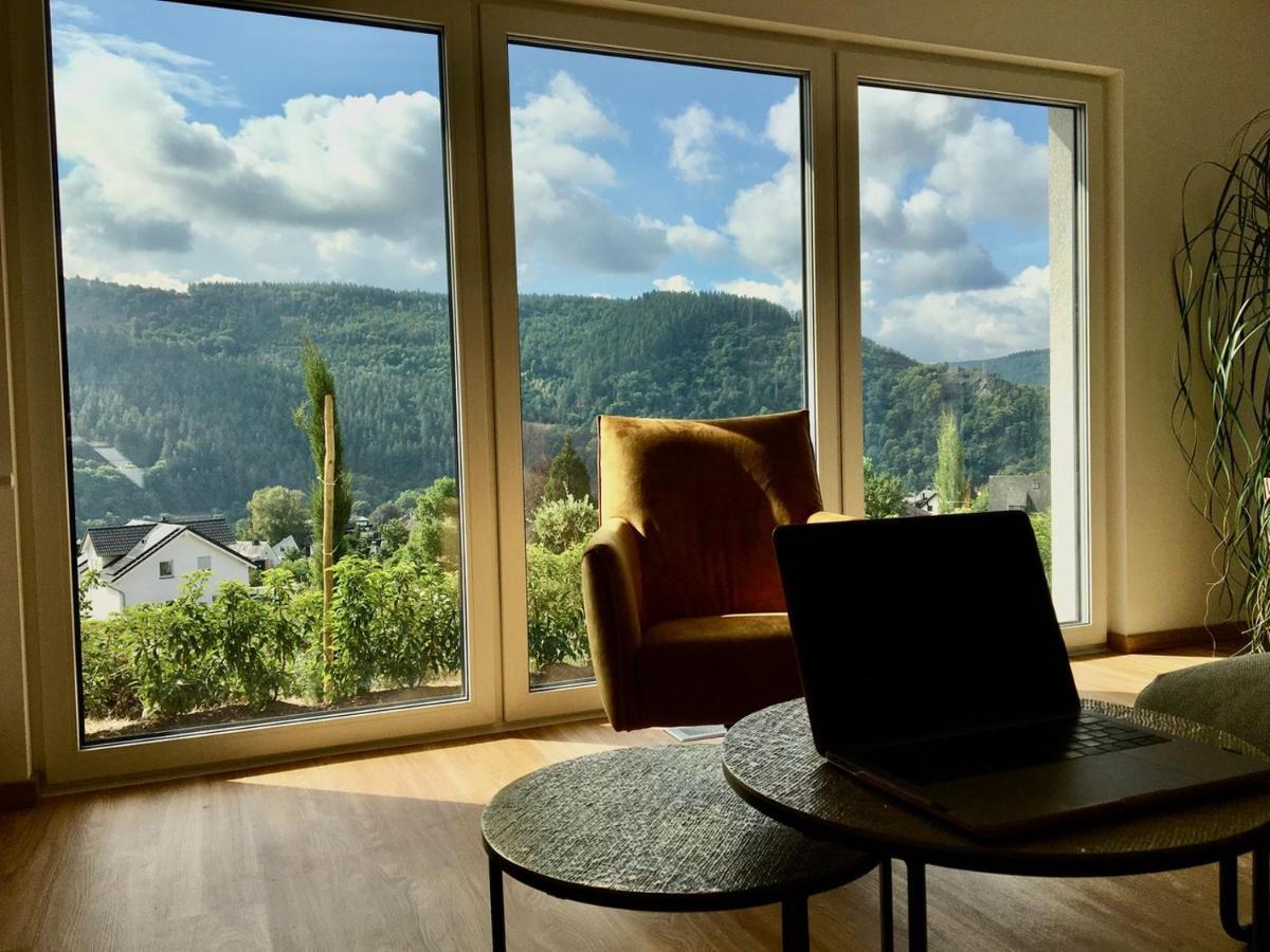 Neu - Premium-Ferienhaus Mosel-Sonne Трабен-Трарбах Екстериор снимка